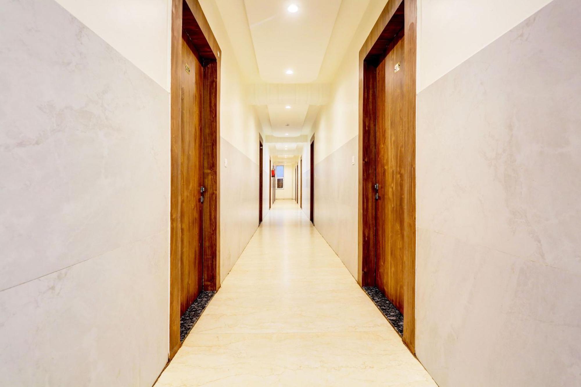 Hotel O Dev Paradise Gokul Екстериор снимка