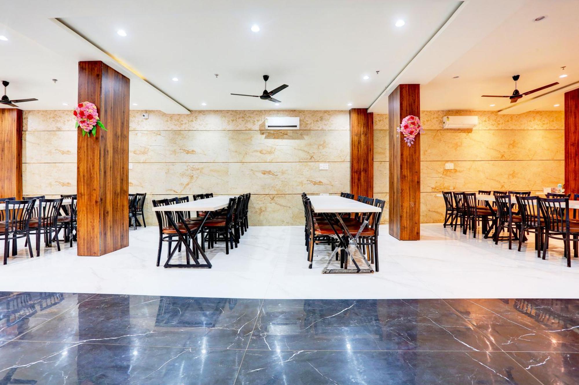 Hotel O Dev Paradise Gokul Екстериор снимка